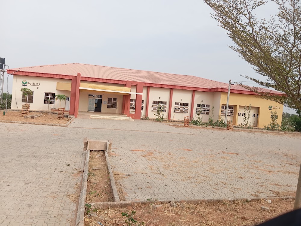 390 Seats Capacity Hall FCE Technical Gombe photo 2